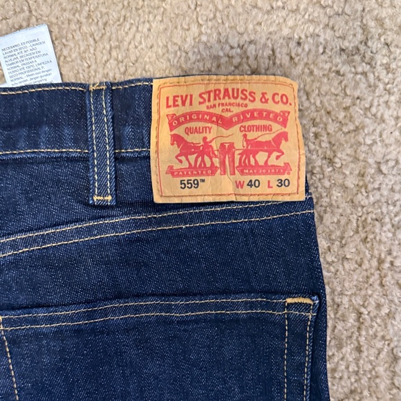 Levi's 559 Men's Dark Indigo Straight Jeans 40x30 - Picture 2 of 5